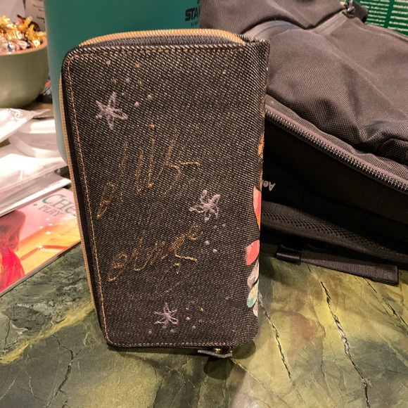 Hand-painted Rhinestones Denim Jean Fold Wallet with Girl Holding Rabbit NWOT - Picture 4 of 12